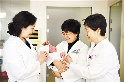私人孕妈借卵代孕咨询微信号